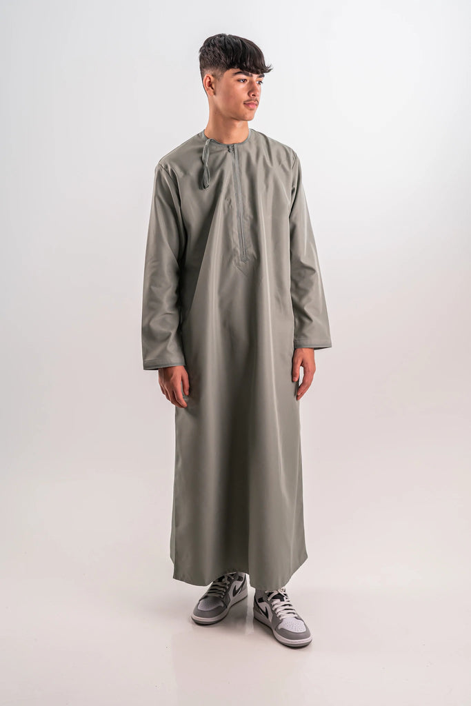 The best Omani thobes in the UK you will ever see in your life!