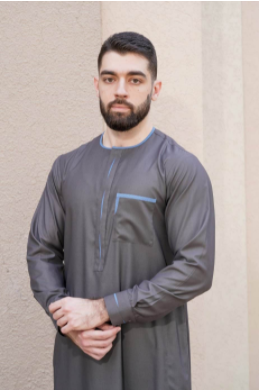 Designer thobes for men will make you look nice on any casual or formal affair this weekend!