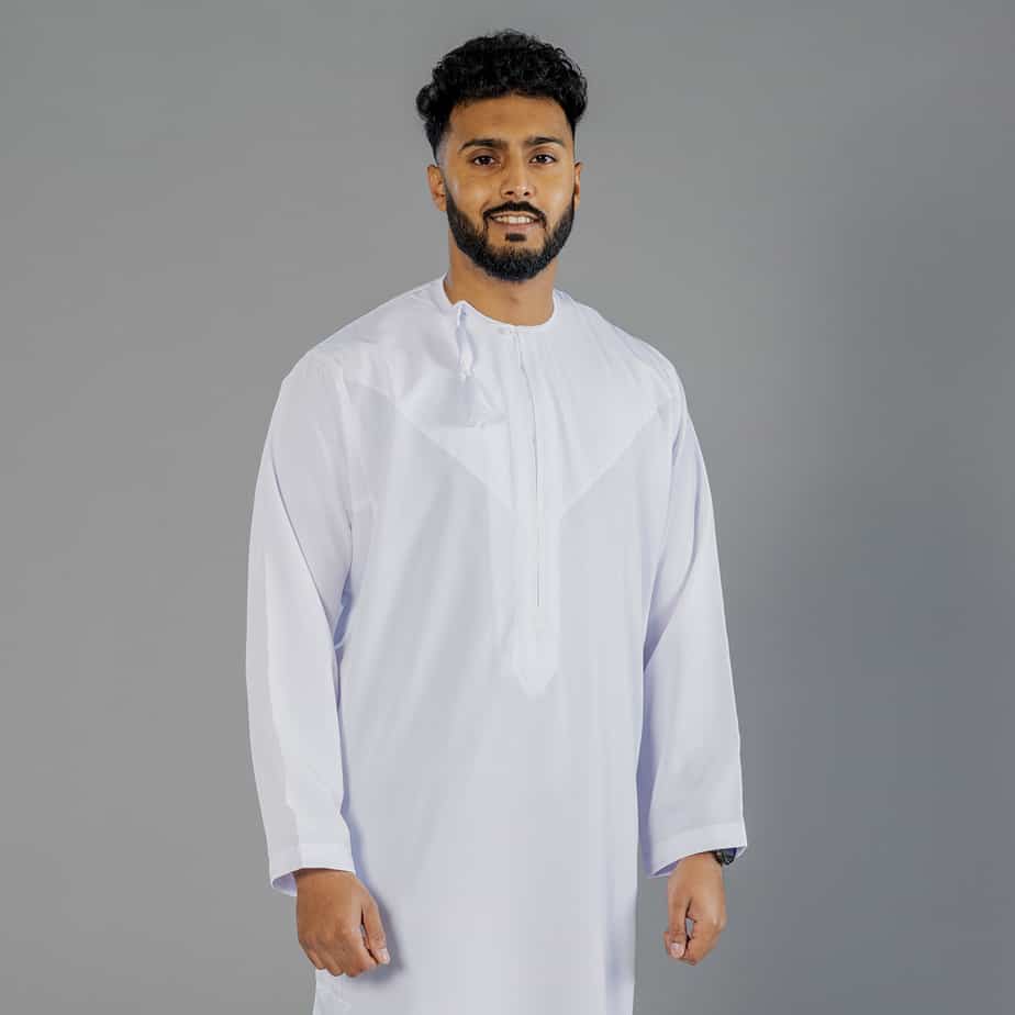 Choosing the Triple White Omani Dishdasha is always the right choice!