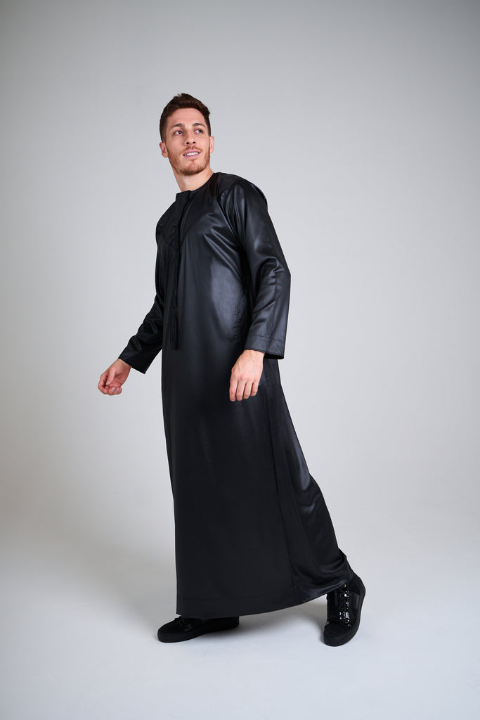 Black Thobe | Wedding Black Jubba | Hub Alhaya