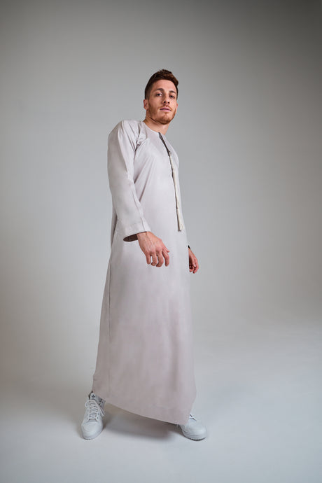 Beige Jubba | Hub Alhaya | Mens Jubba